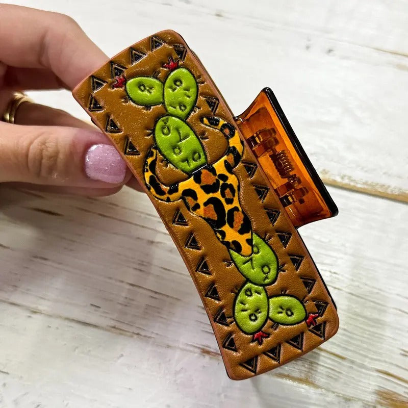 Leopard Skull Cactus Claw Clip